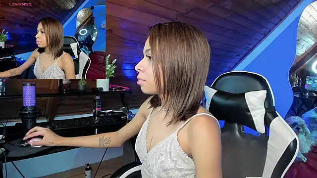 yumi hanna online show from December 16, 2025, 2:38 am