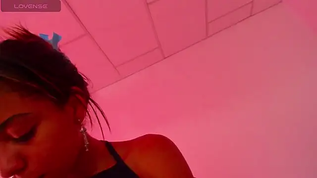 Snapshot of yumi_hanna chatting on March 18, 2026, 6:20 pm yumi hanna online show from March 18, 2026, 6:20 pm