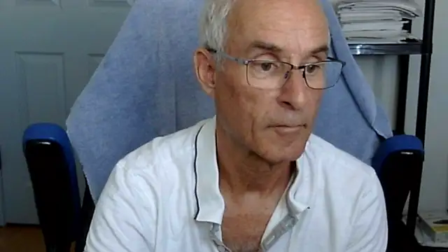 Snapshot of funone1999 chatting on October 9, 2025, 9:48 pm funone1999 online show from October 9, 2025, 9:48 pm