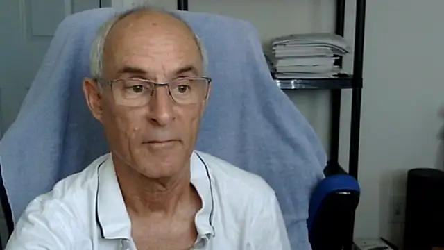 Snapshot of funone1999 chatting on November 11, 2025, 8:36 pm funone1999 online show from November 11, 2025, 8:36 pm