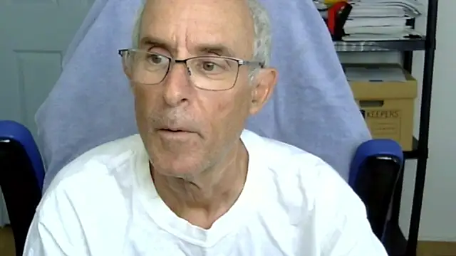 Snapshot of funone1999 chatting on March 27, 2026, 5:36 pm funone1999 online show from March 27, 2026, 5:36 pm