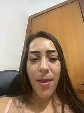 lucioliveira online show from February 15, 2026, 12:15 pm