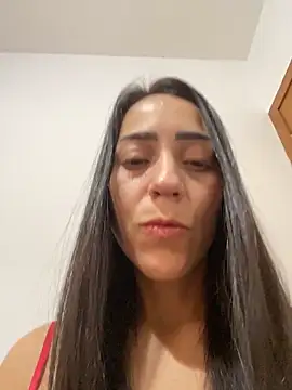 lucioliveira online show from April 16, 2026, 12:28 pm