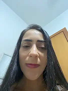 lucioliveira online show from August 4, 2026, 3:27 pm