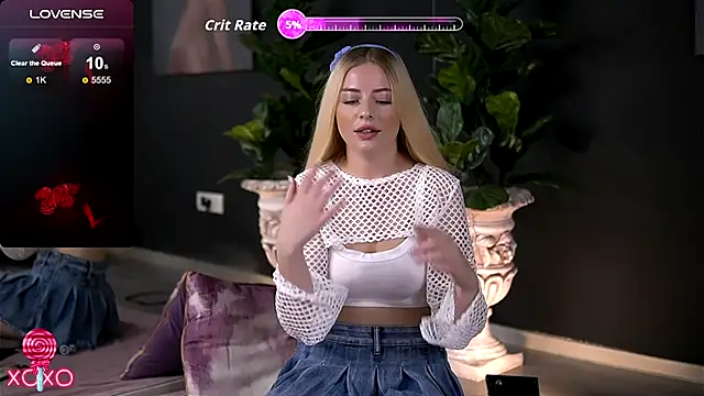 SerenaNoir online show from October 4, 2025, 2:13 am