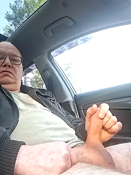 Snapshot of pettson72 chatting on March 9, 2026, 7:34 am pettson72 online show from March 9, 2026, 7:34 am