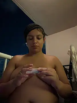 allybluee777 online show from July 5, 2026, 4:41 am