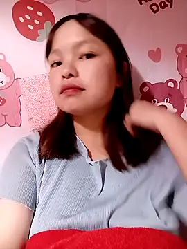 XoiXoi232 online show from November 24, 2025, 9:42 am