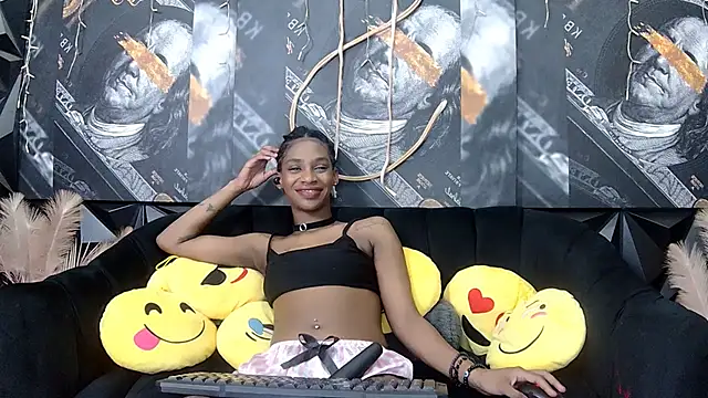 Snapshot of Lilmisbaddyxxx chatting on February 24, 2026, 6:14 am Lilmisbaddyxxx online show from February 24, 2026, 6:14 am