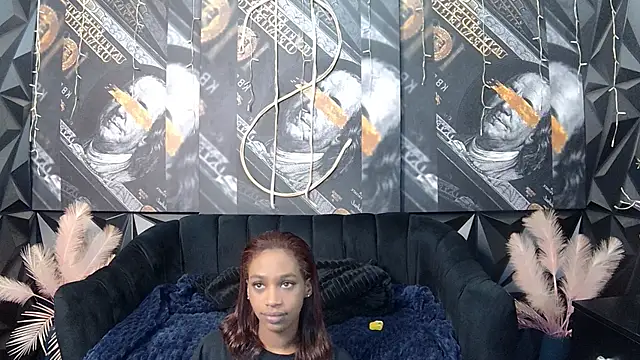 Lilmisbaddyxxx online show from November 18, 2025, 4:21 pm