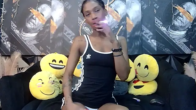 Snapshot of Lilmisbaddyxxx chatting on February 19, 2026, 5:21 pm Lilmisbaddyxxx online show from February 19, 2026, 5:21 pm