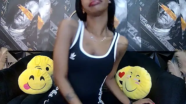 Snapshot of Lilmisbaddyxxx chatting on February 28, 2026, 4:50 pm Lilmisbaddyxxx online show from February 28, 2026, 4:50 pm