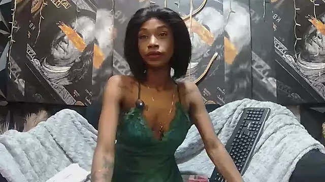 Lilmisbaddyxxx online show from July 22, 2026, 8:11 pm
