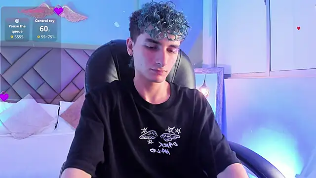 Snapshot of JaydenVillalobos chatting on September 9, 2025, 1:09 pm JaydenVillalobos online show from September 9, 2025, 1:09 pm