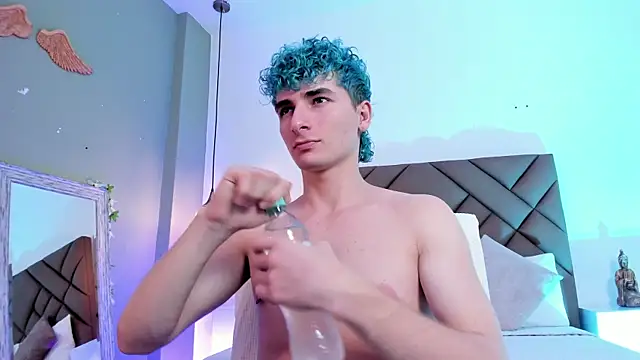 Snapshot of JaydenVillalobos chatting on October 17, 2025, 3:58 pm JaydenVillalobos online show from October 17, 2025, 3:58 pm