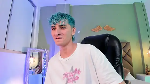 Snapshot of JaydenVillalobos chatting on September 18, 2025, 10:13 pm JaydenVillalobos online show from September 18, 2025, 10:13 pm