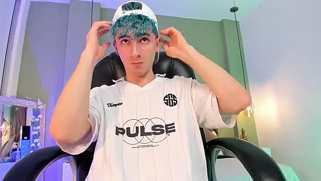 Snapshot of JaydenVillalobos chatting on September 16, 2025, 7:59 pm JaydenVillalobos online show from September 16, 2025, 7:59 pm