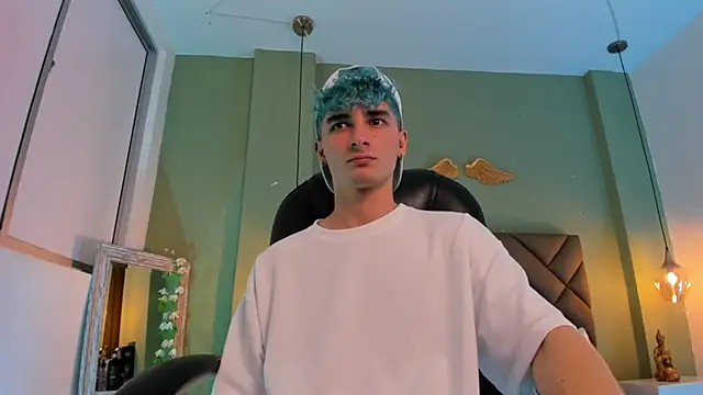 Snapshot of JaydenVillalobos chatting on September 22, 2025, 7:20 pm JaydenVillalobos online show from September 22, 2025, 7:20 pm