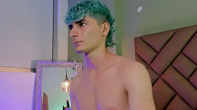 Snapshot of JaydenVillalobos chatting on September 27, 2025, 1:01 am JaydenVillalobos online show from September 27, 2025, 1:01 am