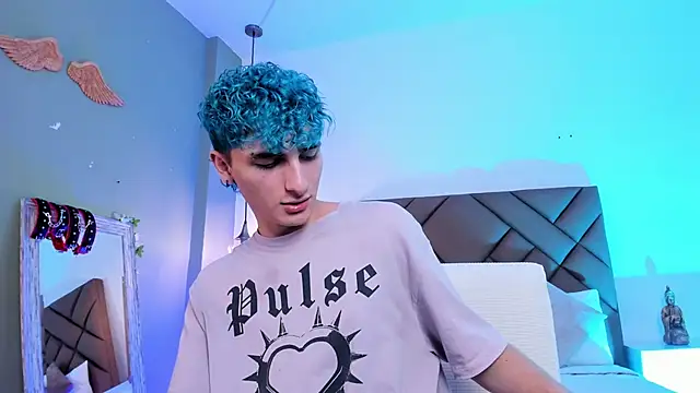 Snapshot of JaydenVillalobos chatting on October 15, 2025, 1:30 pm JaydenVillalobos online show from October 15, 2025, 1:30 pm