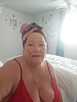 Angeldelightt online show from September 28, 2025, 8:43 am