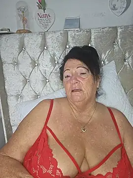 Angeldelightt online show from October 15, 2025, 8:44 am