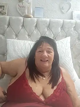 Angeldelightt online show from October 2, 2025, 8:01 pm