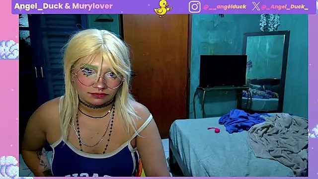 Angel Duck online show from June 7, 2026, 10:37 pm