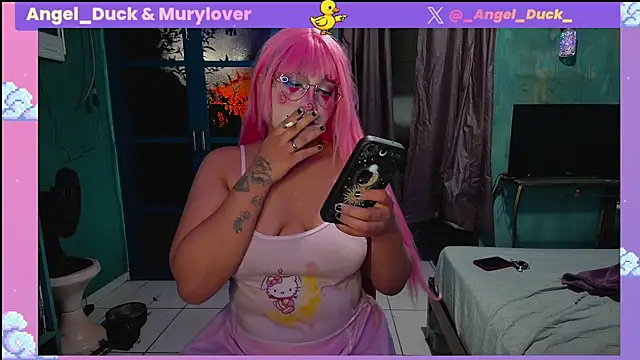 Angel Duck online show from July 15, 2026, 10:06 pm