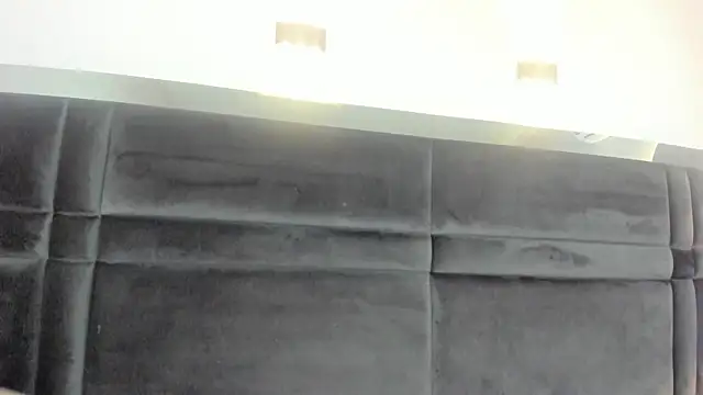 CarolineLee  online show from March 18, 2026, 10:43 pm