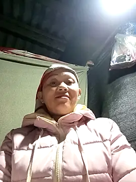 MaiHoa69 online show from December 4, 2025, 2:38 pm