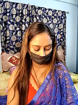 Snapshot of Cute-lusi chatting on November 3, 2025, 8:01 pm Cute-lusi online show from November 3, 2025, 8:01 pm