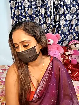 Snapshot of Cute-lusi chatting on December 17, 2025, 11:21 pm Cute-lusi online show from December 17, 2025, 11:21 pm