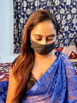 Snapshot of Cute-lusi chatting on October 24, 2025, 7:46 pm Cute-lusi online show from October 24, 2025, 7:46 pm