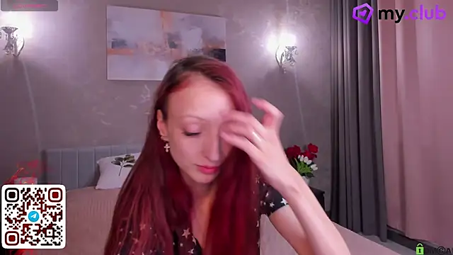 Snapshot of Daria_J chatting on March 3, 2026, 4:08 am Daria J online show from March 3, 2026, 4:08 am