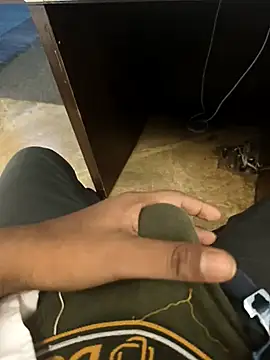 hotboy43339 online show from October 20, 2025, 2:46 am