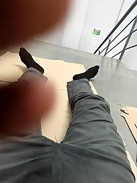 hotboy43339 online show from September 18, 2025, 5:05 pm