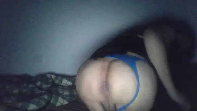 LillyCrossAvila online show from December 20, 2025, 2:03 am