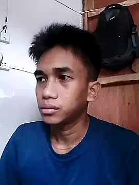 charlie0728 online show from September 30, 2025, 10:05 pm