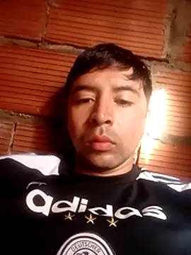 Tuslabios online show from July 6, 2026, 2:24 pm