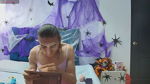 shantala nastasiia online show from October 13, 2025, 1:02 pm