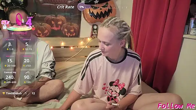 lisa yummi online show from October 19, 2025, 8:11 pm