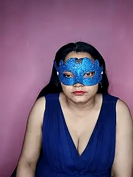 MEERAcle online show from October 21, 2025, 10:31 pm