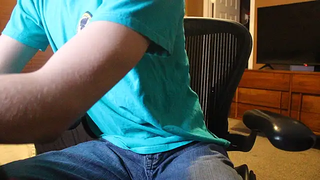 jjjjjfive online show from February 4, 2026, 2:50 am