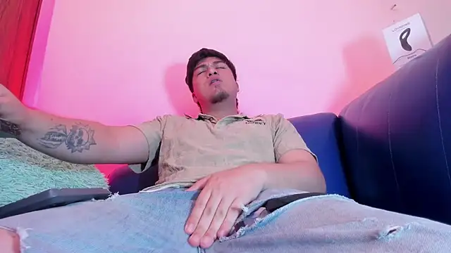 juanmechanic  online show from July 21, 2026, 9:49 pm