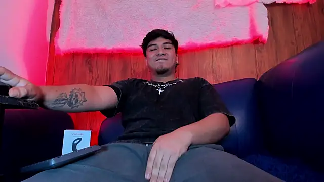 juanmechanic  online show from July 26, 2026, 5:14 am