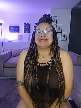 Laureen se online show from August 5, 2026, 4:28 am