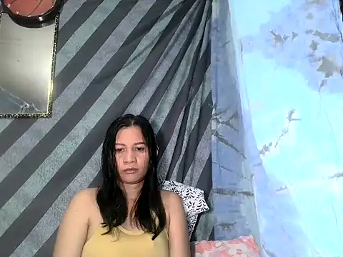 AgnesCutie online show from October 9, 2025, 1:11 pm