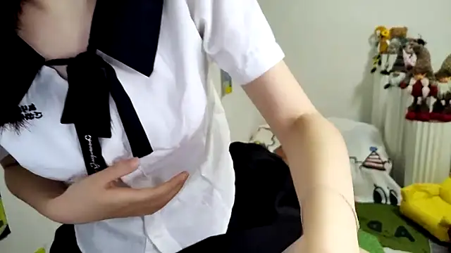 Moonlight-23 online show from September 17, 2025, 3:25 pm