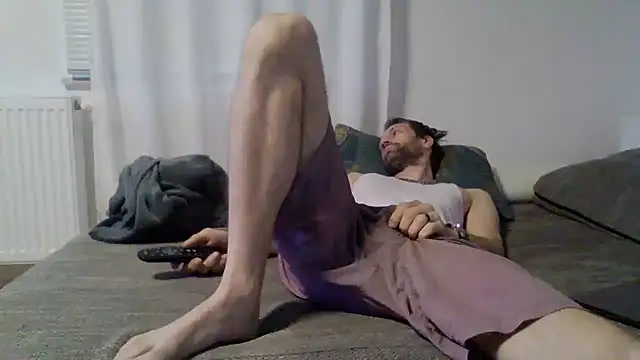 XLBarehengst online show from September 22, 2025, 5:35 am